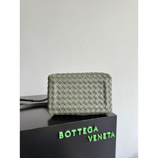 Replica Borsa Bottega Veneta Parachute intrecciato Verde Imitazioni Replica Borsa Bottega Veneta Parachute intrecciato Verde