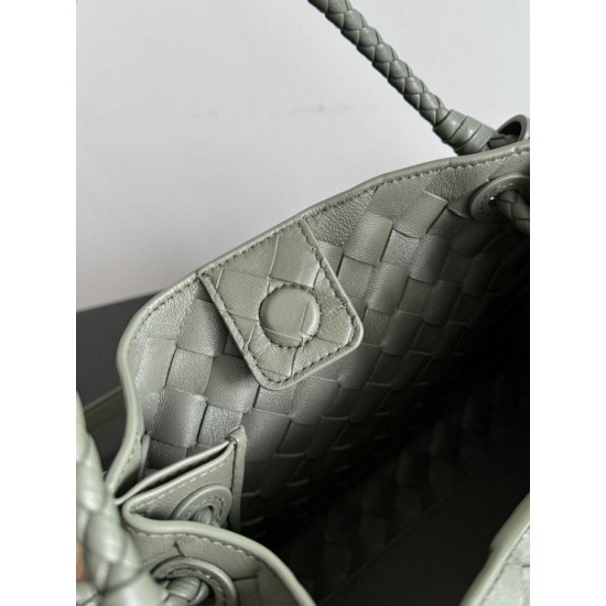 Replica Borsa Bottega Veneta Parachute intrecciato Verde Imitazioni Replica Borsa Bottega Veneta Parachute intrecciato Verde