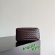Replica Bora Pari a tracolla Bottega Veneta Campana piccola intrecciata Caffè