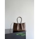 Replica Borse tote reversibile Bottega Veneta Pinacoteca intrecciato Marrone Imitazioni Replica Borse tote reversibile Bottega Veneta Pinacoteca intrecciato Marrone