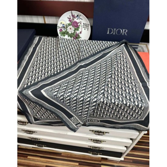 Replica Sciarpa Dior Oblique misto cashmere blu navy 65x185 Imitazioni Replica Sciarpa Dior Oblique misto cashmere blu navy 65x185