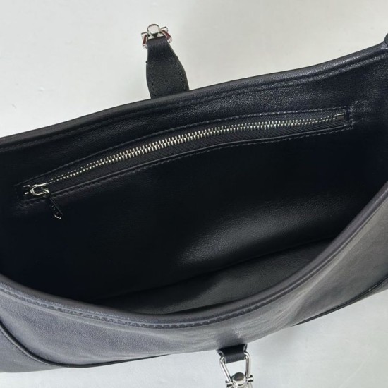 Replica Borsa a tracolla piccola Gucci Jackie Slim 863136/863137 Nero Imitazioni Replica Borsa a tracolla piccola Gucci Jackie Slim 863136/863137 Nero