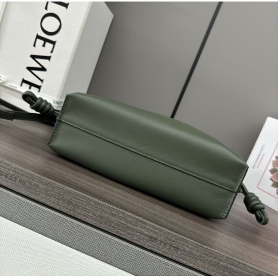 Replica Borsa a mano Mini Loewe Flamenco nappa verde
