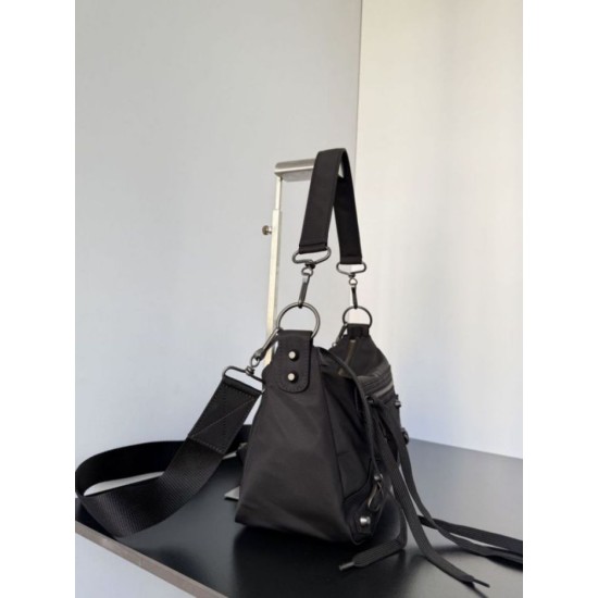 Replica Borse Firmate  a tracolla piccola Balenciaga Le City Moto nylon nera
