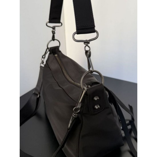 Replica Borse Firmate  a tracolla piccola Balenciaga Le City Moto nylon nera