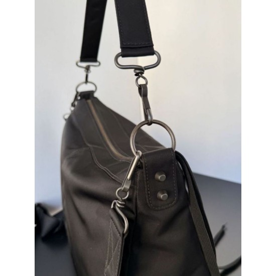 Replica Borse a tracolla media Balenciaga Le City Moto in nylon nero Imitazioni Replica Borse a tracolla media Balenciaga Le City Moto in nylon nero