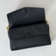 Replica Borsa a tracolla media Gucci GG rilievo con catena 857622 Nero Imitazioni Replica Borsa a tracolla media Gucci GG rilievo con catena 857622 Nero