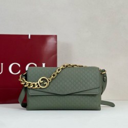 Replica Borsa a tracolla Gucci media con motivo GG goffrato e catena 857622 verde