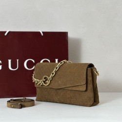 Replica Borsa a tracolla Gucci media con motivo GG goffrato e catena 857622 scamosciata marrone