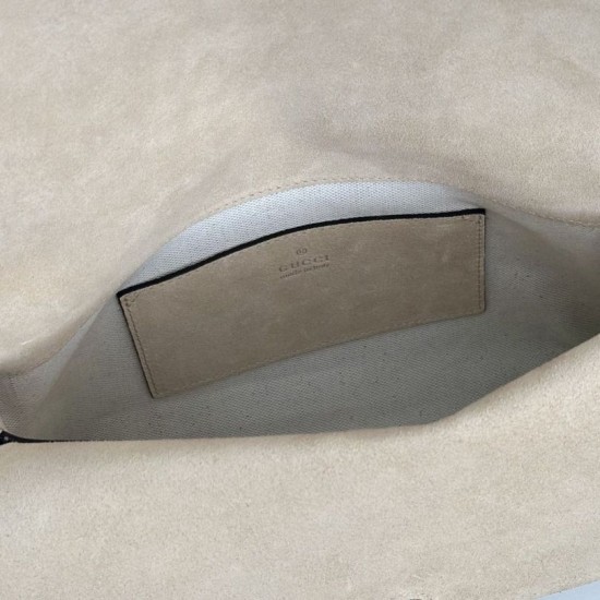 Replica Borsa a tracolla Gucci media con motivo GG goffrato e catena 857622 scamosciata Beige Imitazioni Replica Borsa a tracolla Gucci media con motivo GG goffrato e catena 857622 scamosciata Beige