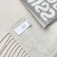 Replica Sciarpa reversibile in cashmere Dior Miss Dior Graffiti grigio/avorio 17 x 140 Imitazioni Replica Sciarpa reversibile in cashmere Dior Miss Dior Graffiti grigio/avorio 17 x 140