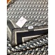 Replica Pari Sciarpa quadrata reversibile in seta e cashmere Dior Oblique Diortwin grigio/nero 140 x 140 Imitazioni Replica Pari Sciarpa quadrata reversibile in seta e cashmere Dior Oblique Diortwin grigio/nero 140 x 140