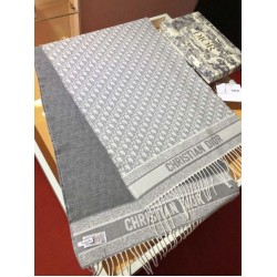 Dettagli perfetti Sciarpa Dior Oblique double face in cashmere grigio/blu 48 x 200 Dettagli perfetti Sciarpa Dior Oblique double face in cashmere grigio/blu 48 x 200