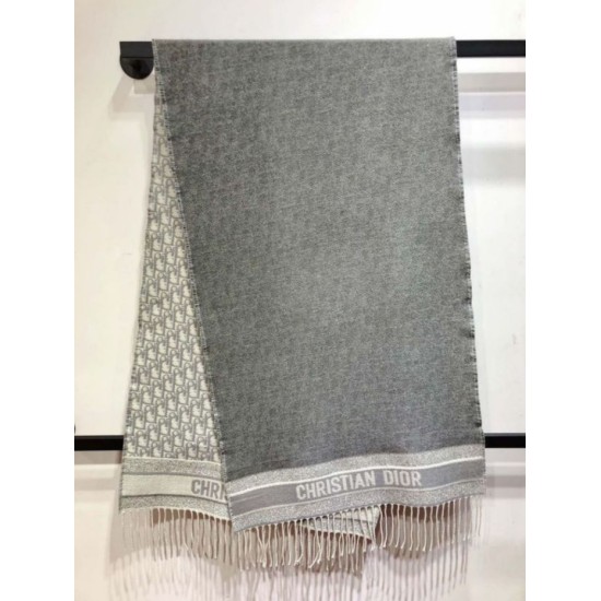 Replica Borsa Dettagli perfetti Sciarpa Dior Oblique double face in cashmere grigio/blu 48 x 200 Imitazioni Replica Borsa Dettagli perfetti Sciarpa Dior Oblique double face in cashmere grigio/blu 48 x 200