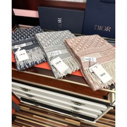 Sciarpa frange Dior Oblique cashmere blu navy/écru 45 x 200 Rosa Sciarpa frange Dior Oblique cashmere blu navy/écru 45 x 200 Rosa