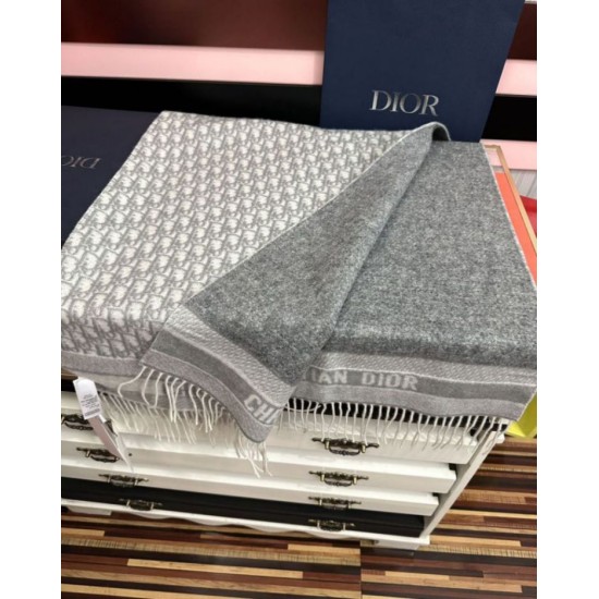 Replica Alta gamma Sciarpa frange Dior Oblique cashmere blu navy/écru 45 x 200 grigio Imitazioni Replica Alta gamma Sciarpa frange Dior Oblique cashmere blu navy/écru 45 x 200 grigio