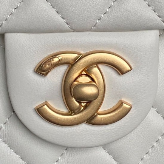 Replica Borse Chanel AS5756 piccola Rettangolare con patta e manico superiore bianca Imitazioni Replica Borse Chanel AS5756 piccola Rettangolare con patta e manico superiore bianca