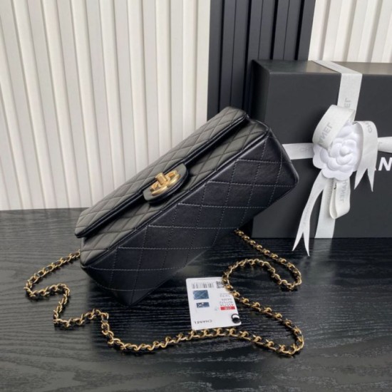 Replica Borse Chanel AS5756 piccola Rettangolare con patta e manico superiore Nero