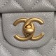Replica Borsa a tracolla Chanel piccola con catena e manico superiore AS5702 Grigia Imitazioni Replica Borsa a tracolla Chanel piccola con catena e manico superiore AS5702 Grigia