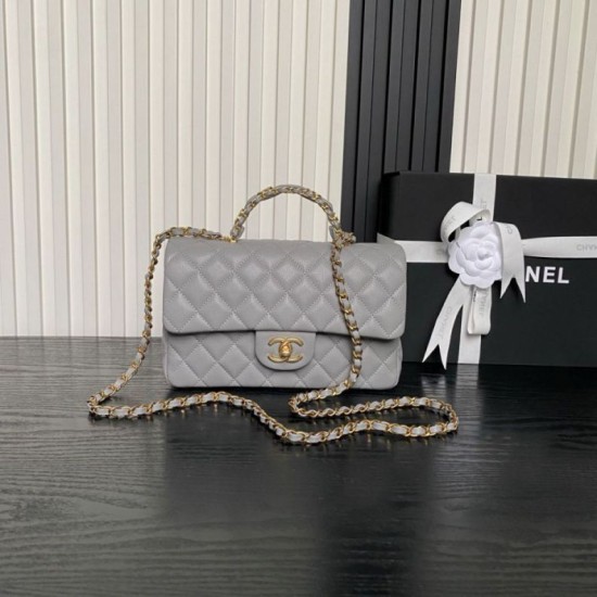 Replica Borsa a tracolla Chanel piccola con catena e manico superiore AS5702 Grigia Imitazioni Replica Borsa a tracolla Chanel piccola con catena e manico superiore AS5702 Grigia