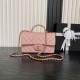 Replica Borsa a tracolla Chanel piccola con catena e manico superiore AS5702 Rosa Imitazioni Replica Borsa a tracolla Chanel piccola con catena e manico superiore AS5702 Rosa
