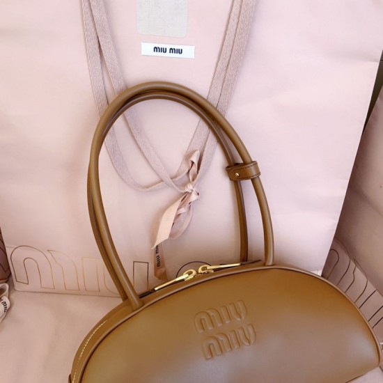 Replica Borse a mano Miu Miu Beau marrone cognac 5BB193 Marrone Imitazioni Replica Borse a mano Miu Miu Beau marrone cognac 5BB193 Marrone