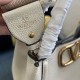Replica Borsa 1:1 a mano media Valentino Garavani Alltime vitello granato Beige Imitazioni Replica Borsa 1:1 a mano media Valentino Garavani Alltime vitello granato Beige