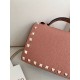 Replica Pari Portafoglio con catena Valentino Garavani Rockstud Rosa Imitazioni Replica Pari Portafoglio con catena Valentino Garavani Rockstud Rosa