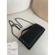 Replica Portafoglio con catena Valentino Garavani Rockstud Nero Imitazioni Replica Portafoglio con catena Valentino Garavani Rockstud Nero