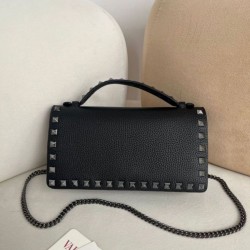 Replica Portafoglio con catena Valentino Garavani Rockstud Nero