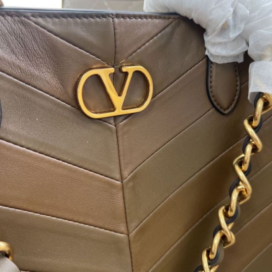 Replica Borse Firmate shopping piccola/media Valentino Garavani Laseine Marrone Imitazioni Replica Borse Firmate shopping piccola/media Valentino Garavani Laseine Marrone