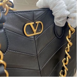 Replica Borsa shopping piccola/media Valentino Garavani Laseine Nero Imitazioni Replica Borsa shopping piccola/media Valentino Garavani Laseine Nero