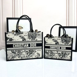 Replica Borsa tote Dior piccola/media Oblique ricamata con stampa animalier bianca