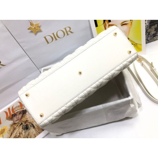 Replica borse griffate grande Dior Lady Dior agnello trapuntata cannage bianca Imitazioni Replica borse griffate grande Dior Lady Dior agnello trapuntata cannage bianca
