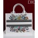 Replica Dior Fortunato Media Dior Book Tote Dior Bianco Imitazioni Replica Dior Fortunato Media Dior Book Tote Dior Bianco
