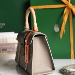 Replica Borse Alta Qualità Goyard Saigon Structure Nano grigia Imitazioni Replica Borse Alta Qualità Goyard Saigon Structure Nano grigia