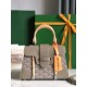Replica Borse Alta Qualità Goyard Saigon Structure Nano grigia Imitazioni Replica Borse Alta Qualità Goyard Saigon Structure Nano grigia
