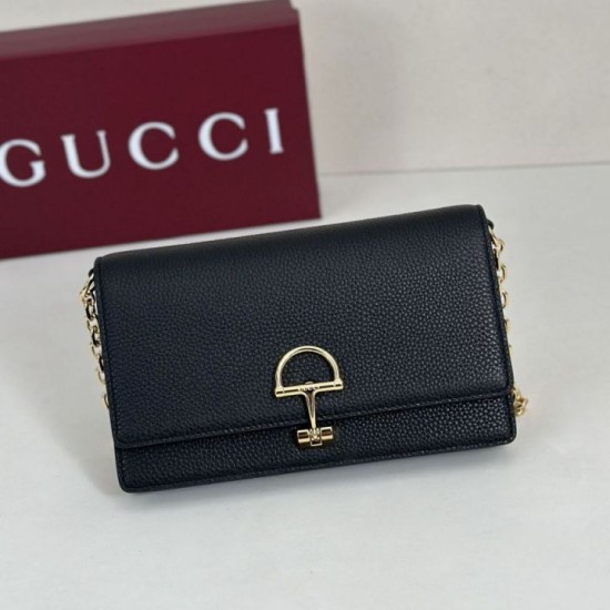 Replica di lusso Borse Portafoglio Gucci Half Horsebit con catena 855654 Nero Imitazioni Replica Borse Portafoglio Gucci Half Horsebit con catena 855654 Nero firmate