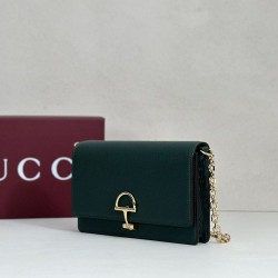 Portafoglio Gucci Half Horsebit con catena 855654 Verde Portafoglio Gucci Half Horsebit con catena 855654 Verde