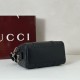 Replica di lusso Borsa da viaggio piccola Gucci GG Emblem da uomo 855789 Nero Imitazioni Cloni Borsa da viaggio piccola Gucci GG Emblem da uomo 855789 Nero firmate