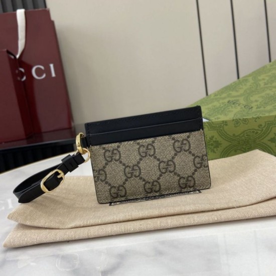 Replica di lusso Porta carte Gucci GG Emblem con cinturino 819121 Nero Imitazioni Cloni Porta carte Gucci GG Emblem con cinturino 819121 Nero firmate