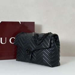 Borsa a tracolla grande Gucci GG Marmont 850659 Nero Borsa a tracolla grande Gucci GG Marmont 850659 Nero