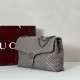 Cloni Borsa a tracolla grande Gucci GG Marmont 850659 Grigio firmate