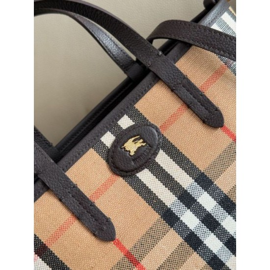 Replica di lusso Borsa tote Burberry Mini Reversible Bloomsbury Check nera/marrone Imitazioni Cloni Borsa tote Burberry Mini Reversible Bloomsbury Check nera/marrone firmate