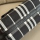 Replica di lusso Borse tote Burberry Mini Reversible Bloomsbury Check nera/Blu Imitazioni Cloni Borse Replica tote Burberry Mini Reversible Bloomsbury Check nera/Blu firmate