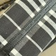 Replica di lusso Borse tote Burberry Mini Reversible Bloomsbury Check nera/Blu Imitazioni Cloni Borse Replica tote Burberry Mini Reversible Bloomsbury Check nera/Blu firmate