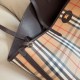 Replica di lusso Borsa tote Burberry Bloomsbury Highlands reversibile media Imitazioni Cloni Borsa tote Burberry Bloomsbury Highlands reversibile media firmate