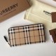 Replica di lusso Portafoglio con cerniera Burberry Vintage Check E-canvas Imitazioni Cloni Portafoglio con cerniera Burberry Vintage Check E-canvas firmate
