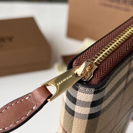 Replica di lusso Portafoglio con cerniera Burberry Vintage Check E-canvas Imitazioni Cloni Portafoglio con cerniera Burberry Vintage Check E-canvas firmate