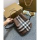 Replica di lusso Borse Firmate a secchiello TB piccola Burberry color caffè Imitazioni Cloni Borse Firmate Replica a secchiello TB piccola Burberry color caffè firmate